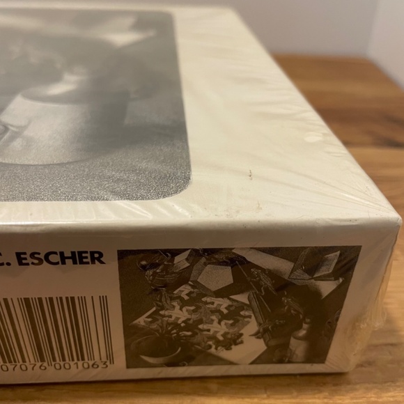 M.C. Escher Reptiles Jigsaw Puzzle 1000 Pieces – BRAND NEW - Picture 3 of 9
